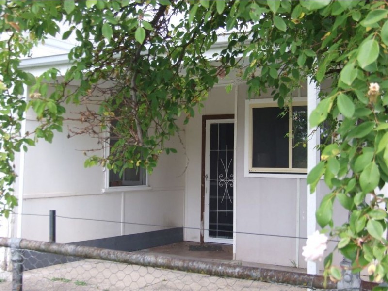 67 Young, Holbrook NSW 2644