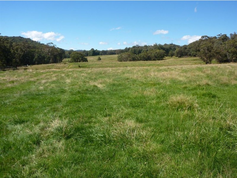 1 Maragle Road, Tumbarumba NSW 2653