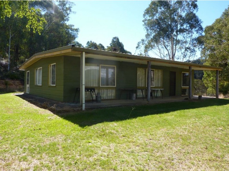 1 Maragle Road, Tumbarumba NSW 2653