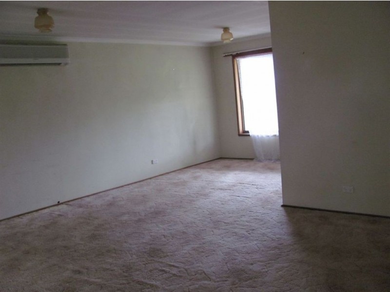 16 Stirbeck St, Holbrook NSW 2644