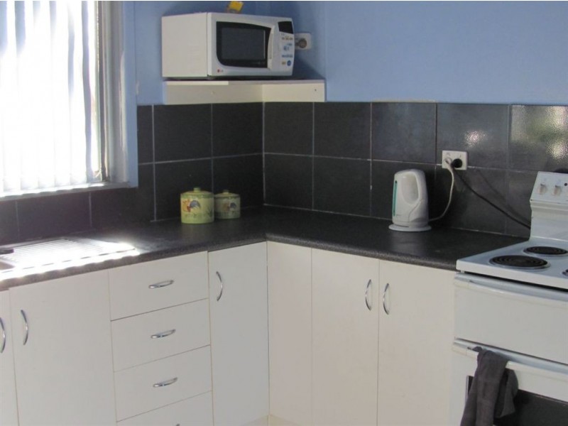 38 Bardwell, Holbrook NSW 2644