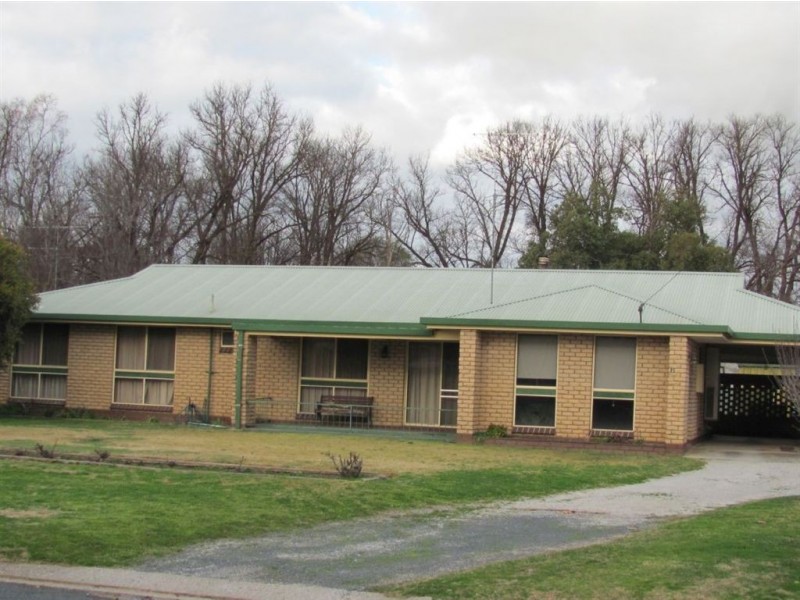 16 Byng, Holbrook NSW 2644