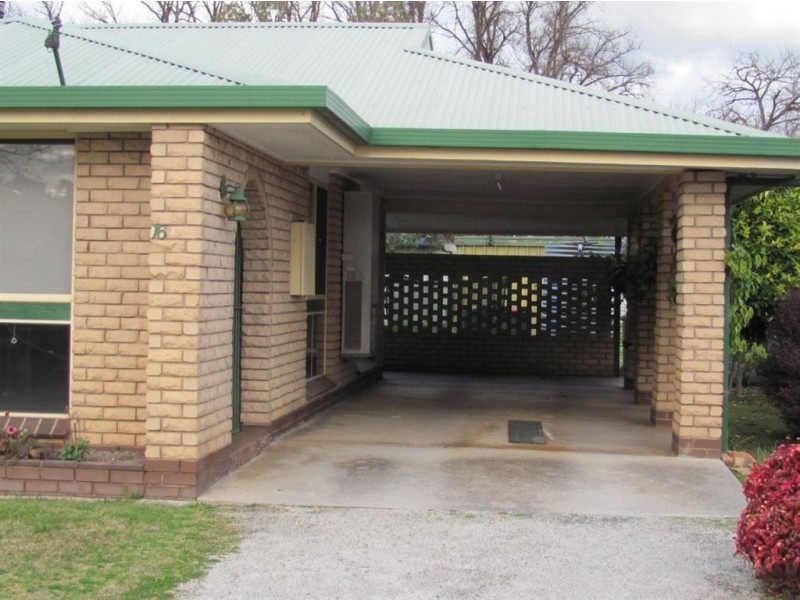 16 Byng, Holbrook NSW 2644