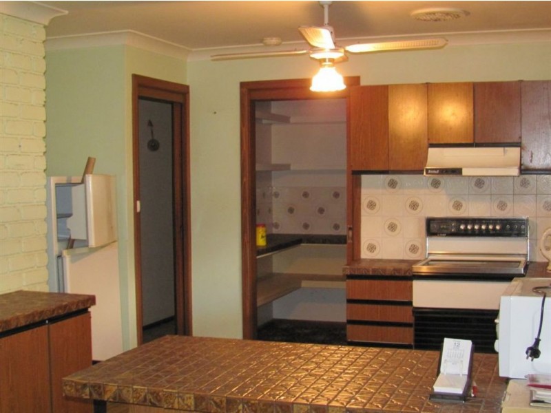 16 Byng, Holbrook NSW 2644