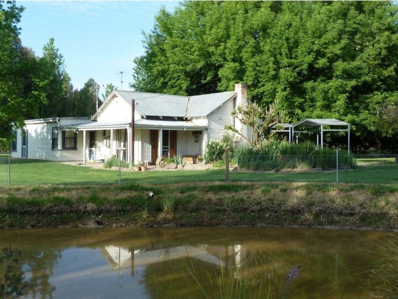 133 Jingellic Road, Holbrook NSW 2644