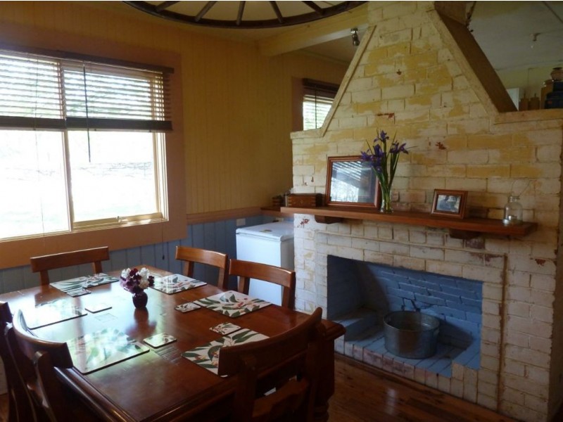 133 Jingellic Road, Holbrook NSW 2644