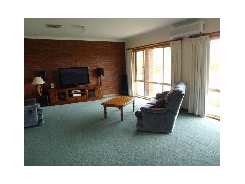 10918 Murray River Road, Tintaldra VIC 3708