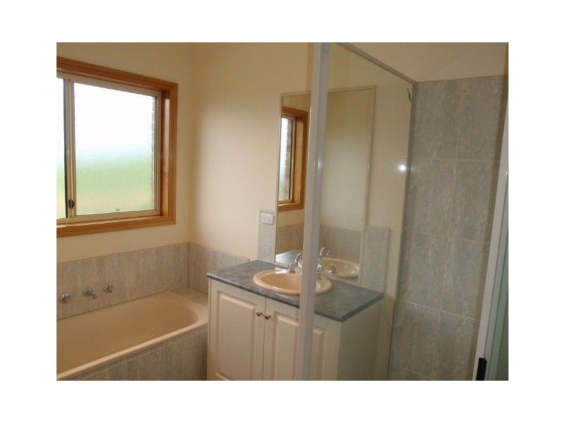 10918 Murray River Road, Tintaldra VIC 3708