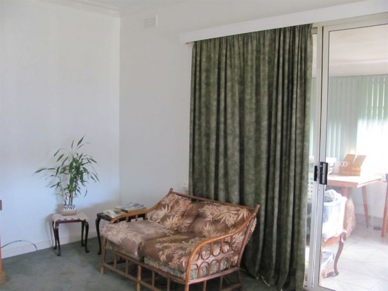 8 Spring Street, Holbrook NSW 2644