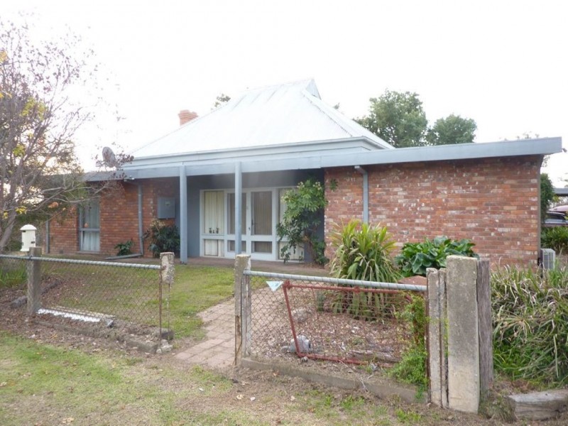 30 Hamilton Street, Culcairn NSW 2660