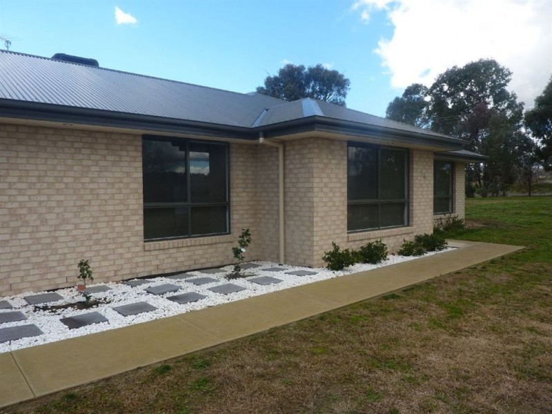 53 Wallace Street, Holbrook NSW 2644