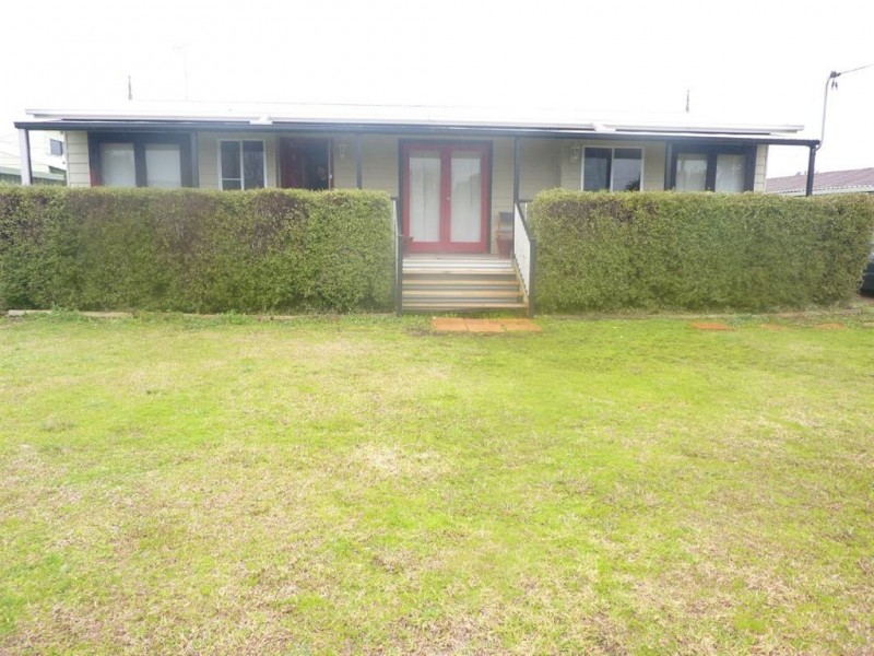 10 Croft Street, Holbrook NSW 2644