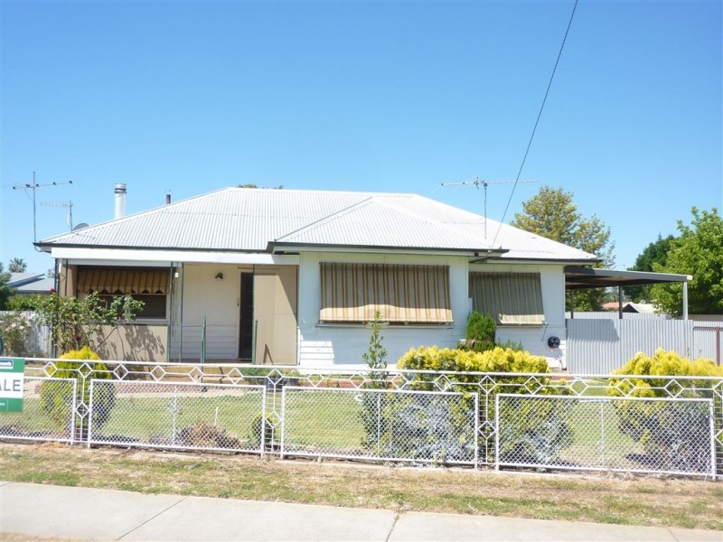 8 Gordon Street, Culcairn NSW 2660