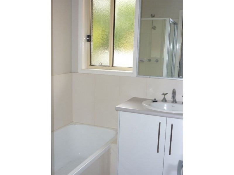 2 Hume Street, Holbrook NSW 2644
