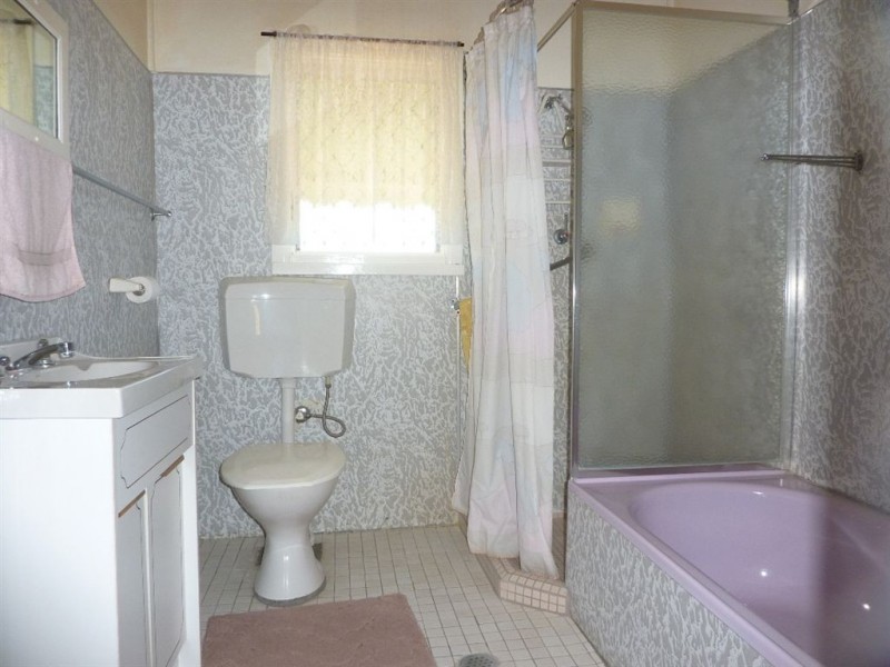 77 Peel Street, Holbrook NSW 2644