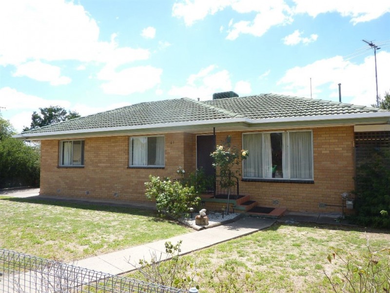 61 Young Street, Holbrook NSW 2644