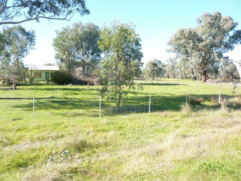 68 Wagga Road, Holbrook NSW 2644