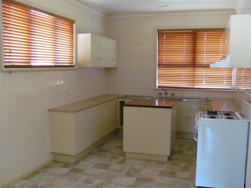 45 Young Street, Holbrook NSW 2644