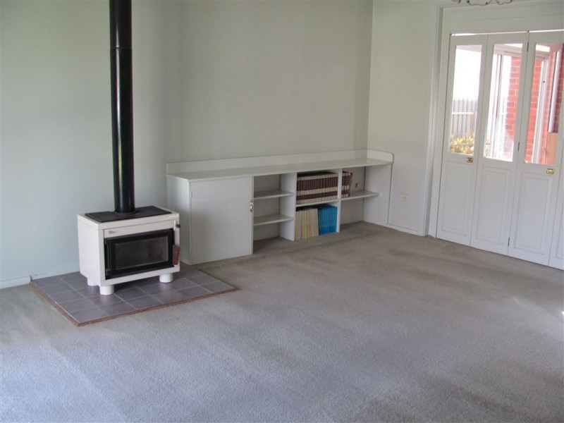 45 Young Street, Holbrook NSW 2644