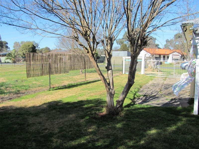 1 Bowler Street, Holbrook NSW 2644