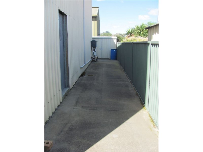 6 Wallace Street, Holbrook NSW 2644