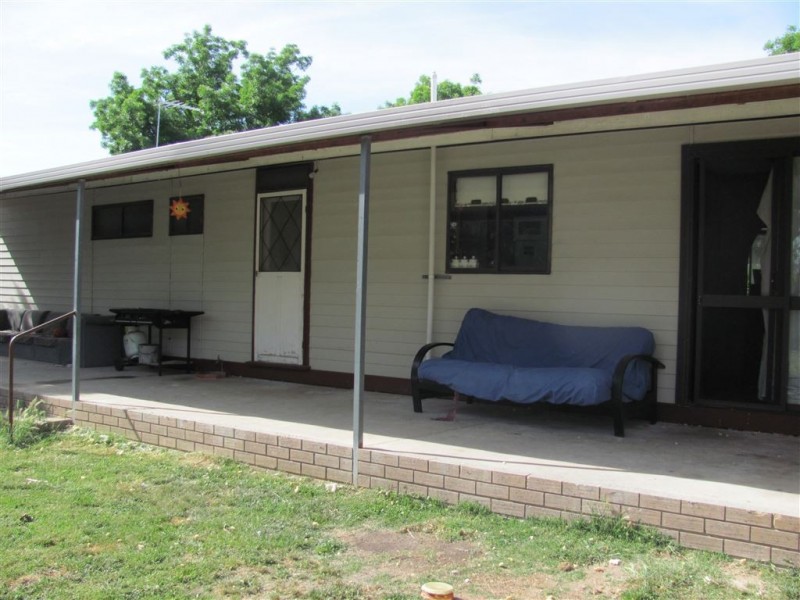 25 Young Street, Holbrook NSW 2644