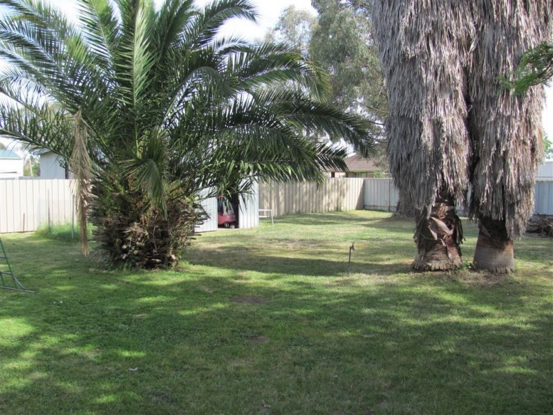 25 Young Street, Holbrook NSW 2644