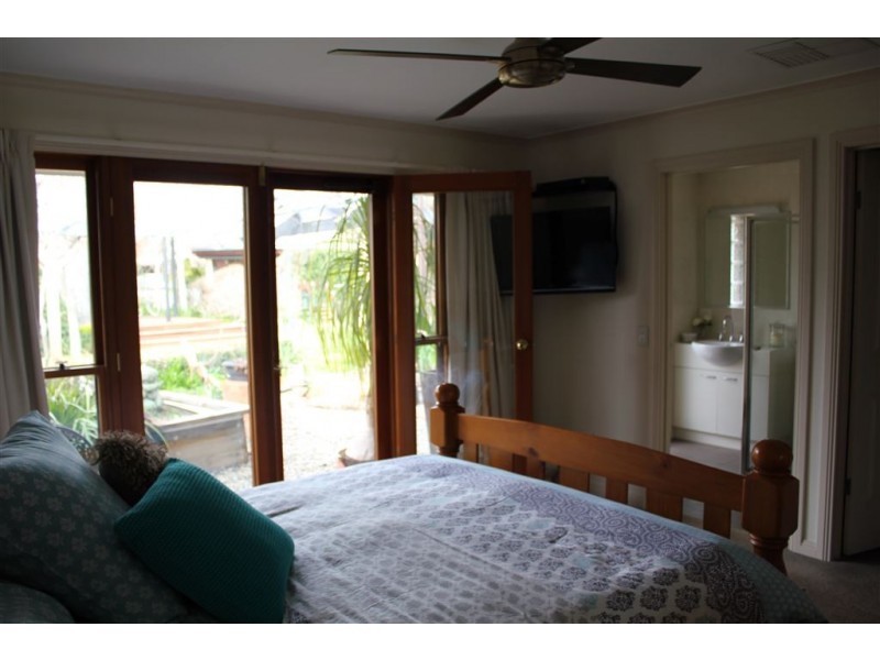 24 Croft Street, Holbrook NSW 2644