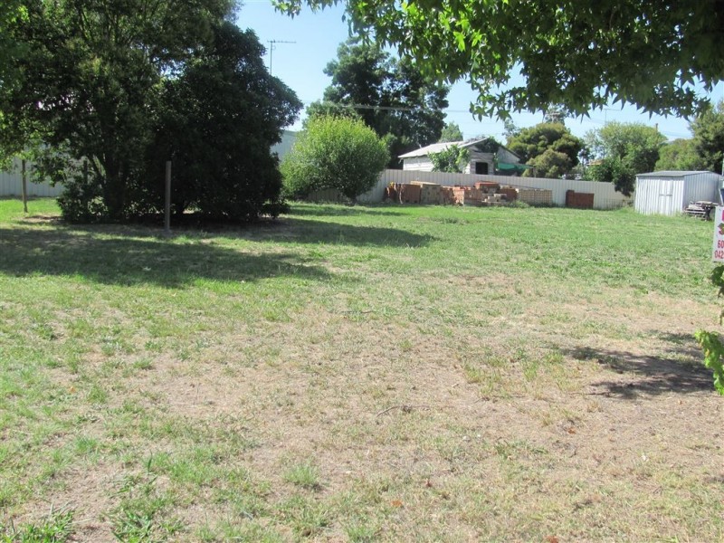 Lot 2 18 Bath Street, Holbrook NSW 2644