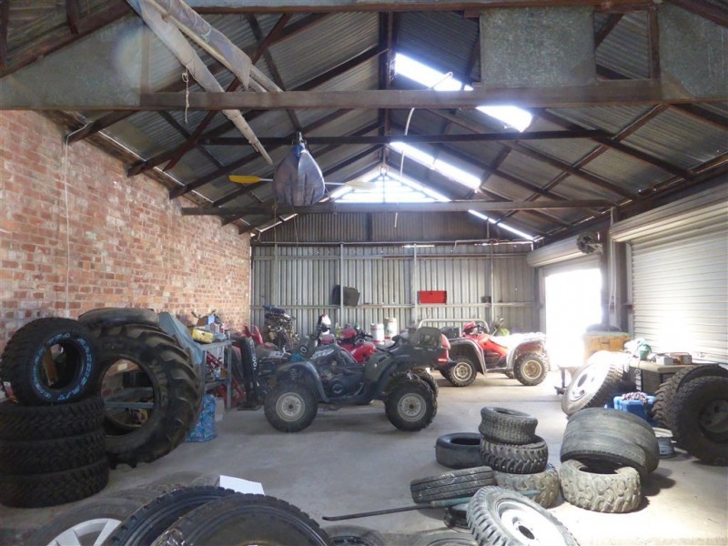 120 Albury Street, Holbrook NSW 2644