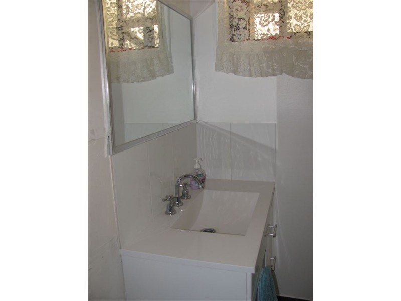 25 Young Street, Holbrook NSW 2644