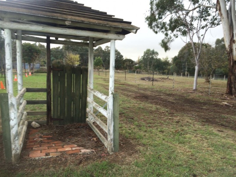 65,67 Macinnes Street, Holbrook NSW 2644