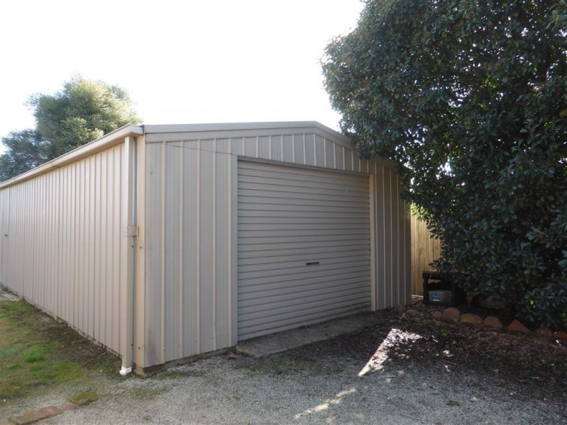 1 McLaurin Cresent, Holbrook NSW 2644