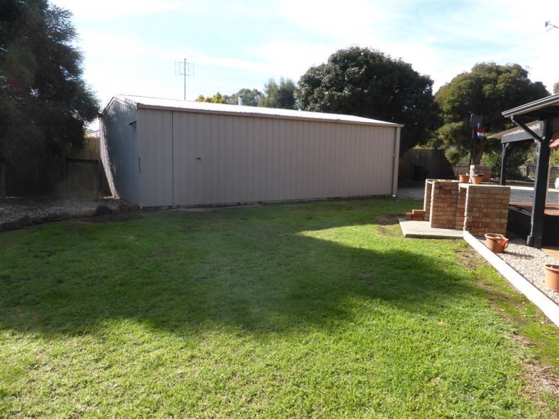 1 McLaurin Cresent, Holbrook NSW 2644