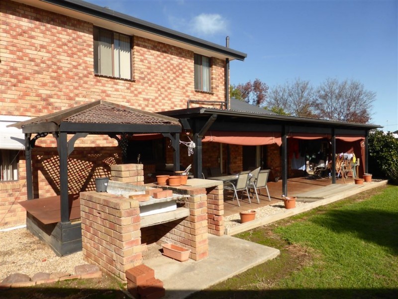 1 McLaurin Cresent, Holbrook NSW 2644