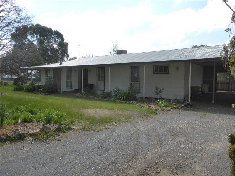 2 Richmond Street, Morven NSW 2660