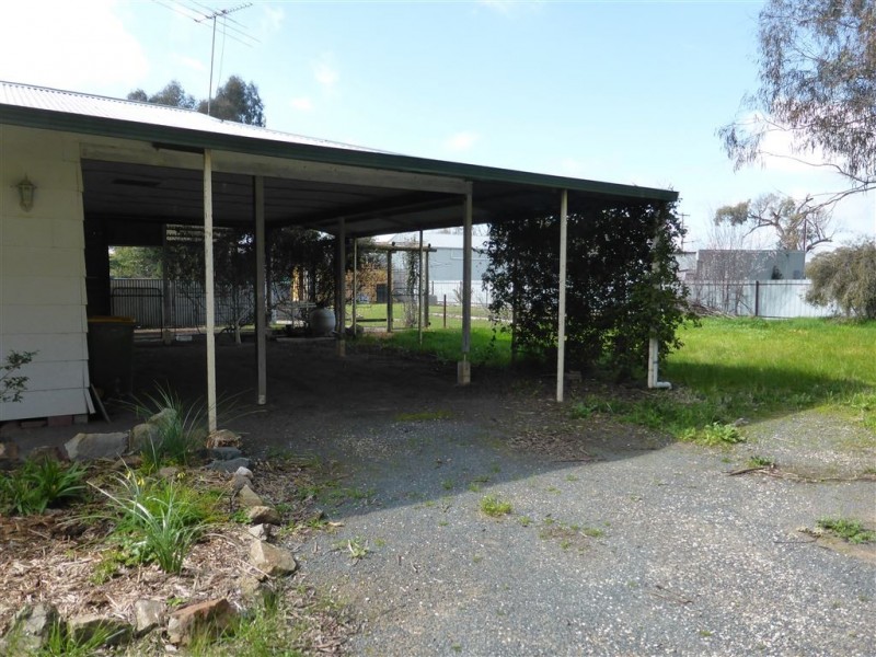 2 Richmond Street, Morven NSW 2660