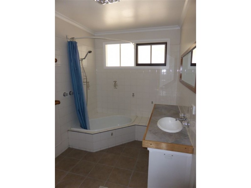 2 Richmond Street, Morven NSW 2660