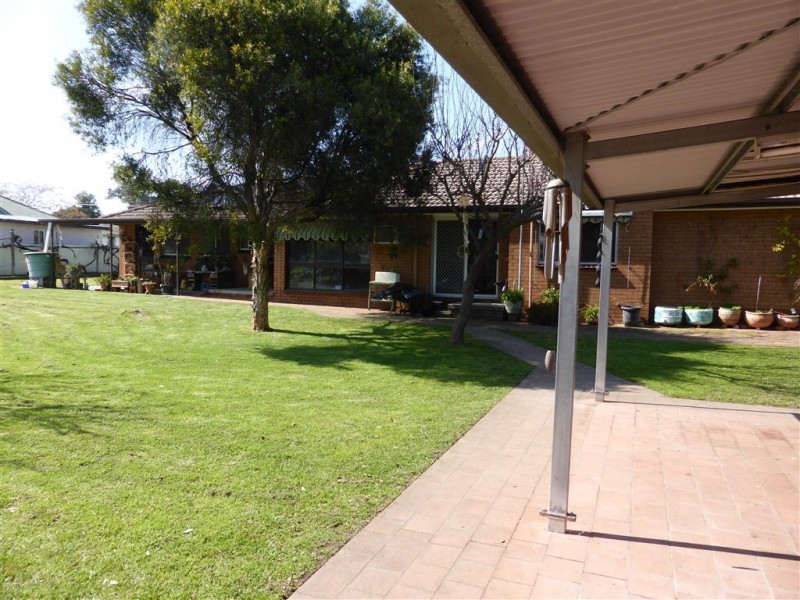 171 Albury Street, Holbrook NSW 2644
