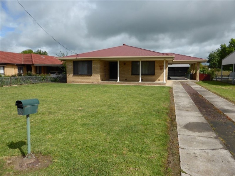 15 Gundagai Street, Holbrook NSW 2644