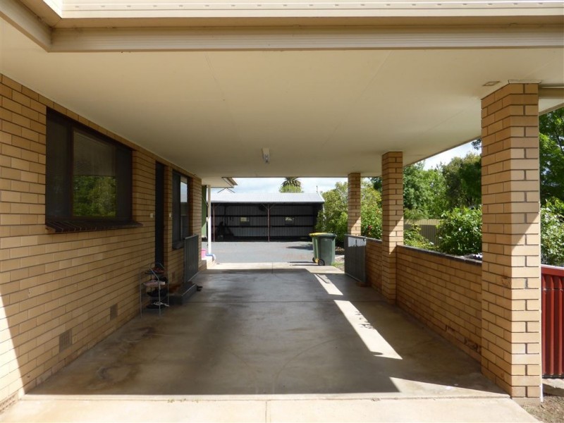 15 Gundagai Street, Holbrook NSW 2644