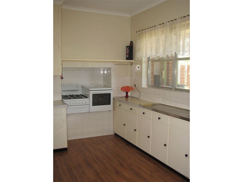 28 Peel Street, Holbrook NSW 2644