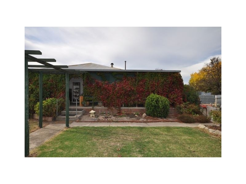 1 Fleet Street, Holbrook NSW 2644