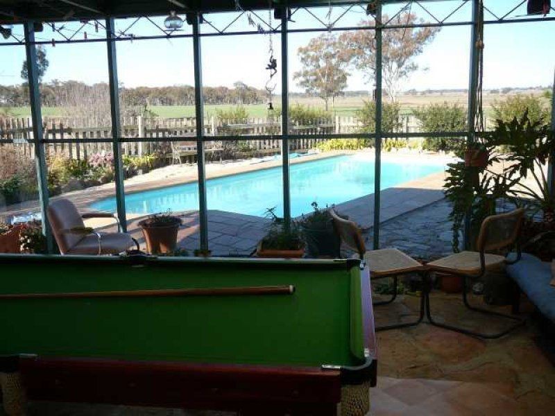 ** Kempton Park, Inverell NSW 2360