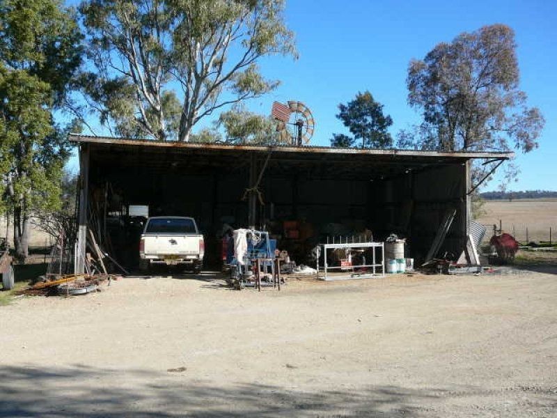** Kempton Park, Inverell NSW 2360