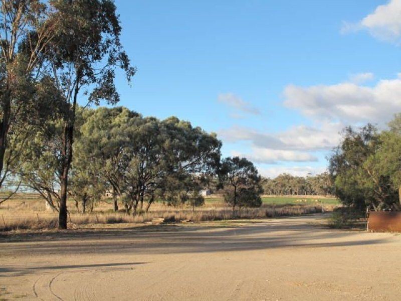1 Coles Lane, Boomahnoomoonah VIC 3728