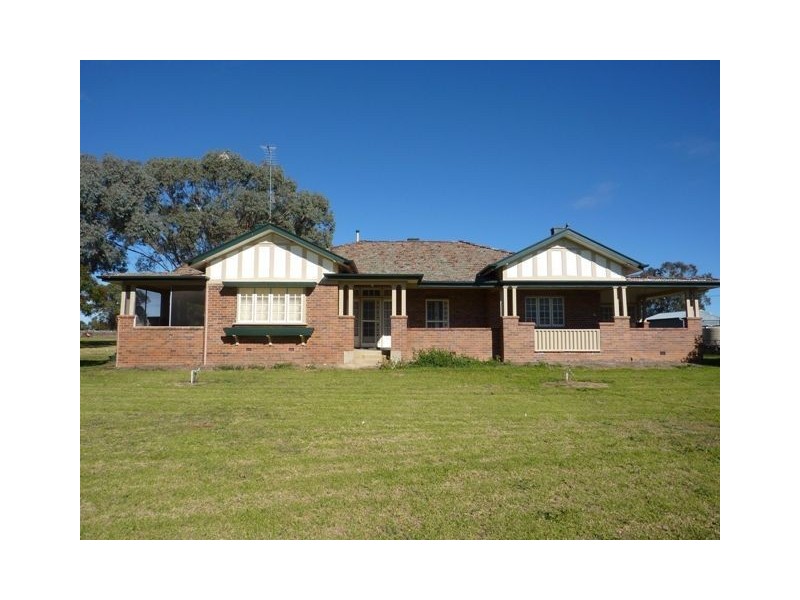 . Emu Hill, Inverell NSW 2360