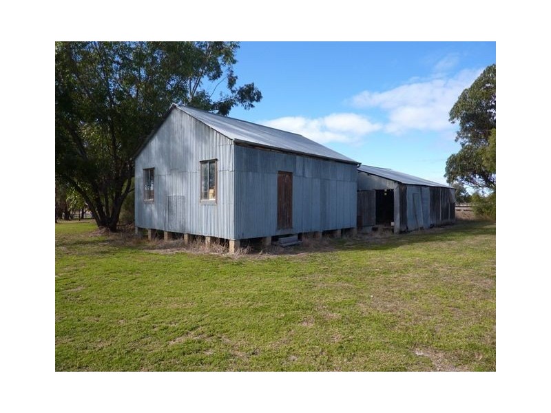 . Emu Hill, Inverell NSW 2360