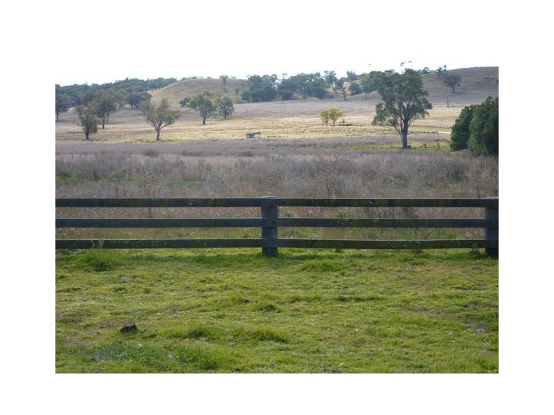 . Emu Hill, Inverell NSW 2360