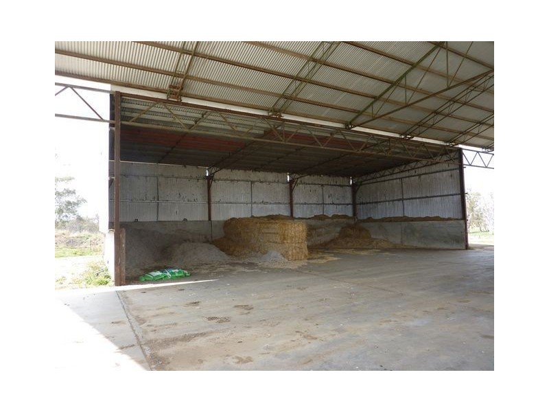 ” WOOMBI”, Guyra NSW 2365